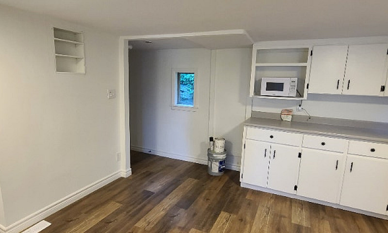 4 Bedroom House Near...