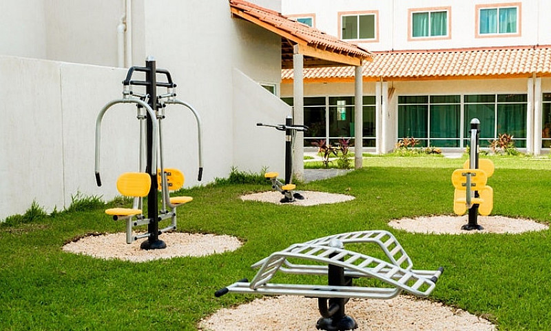 2 Bedroom Condo For ...
