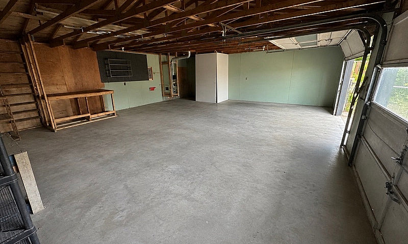 3 Bed 1 Bath Home Fo...