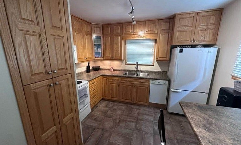 3 Bedroom Room 2 Bat...