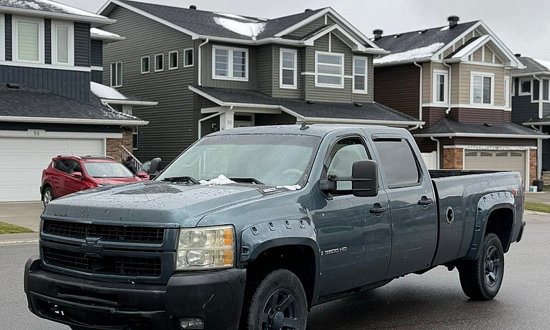  Chevy Silverado 350...
