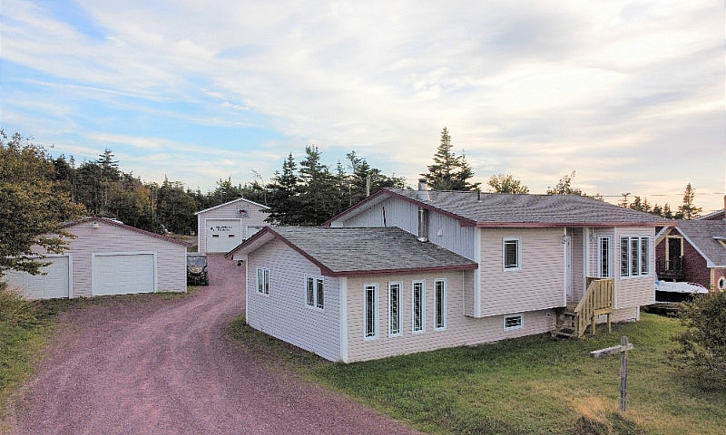 16 Harnums Place, Wh...
