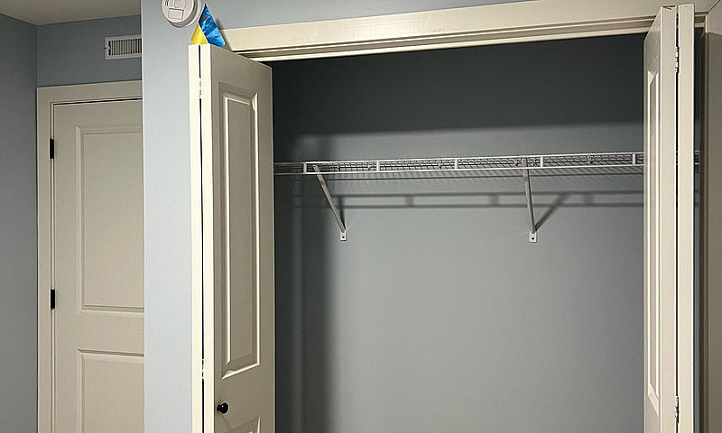“Cozy Room For Rent ...