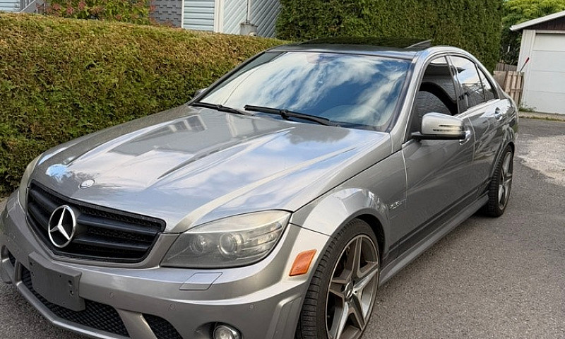 2010 Mercedes-Benz C...