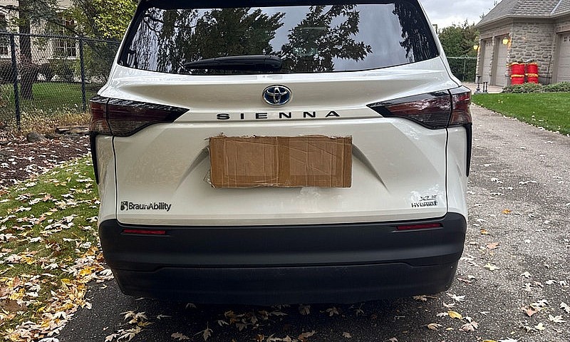 Toyota Sienna Mobili...