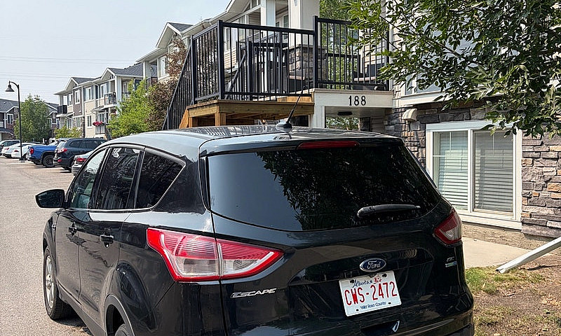 2014 Ford Escape Awd...