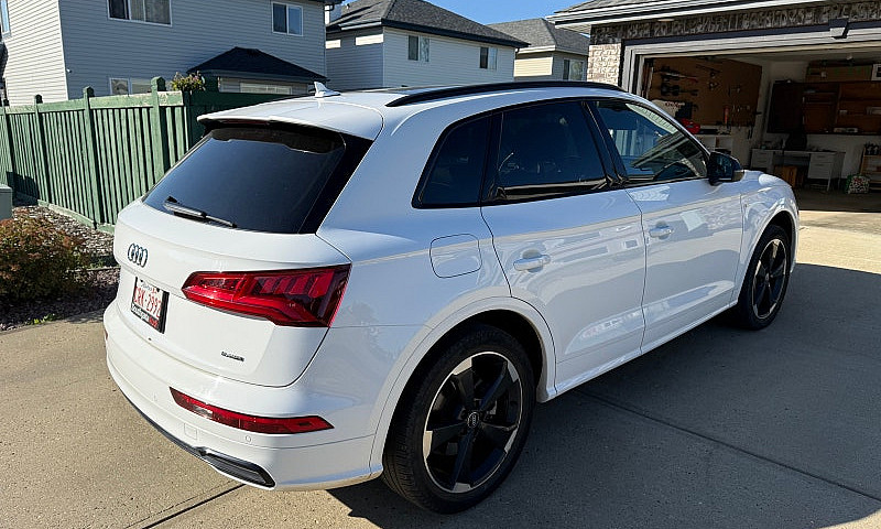 2019 Audi Q5 Technik...