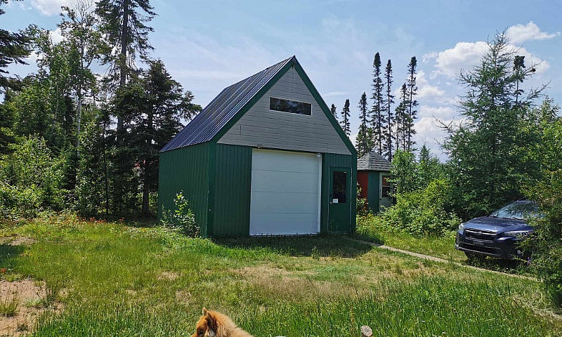 Chalet A Vendre...