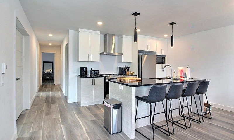 Superbe Condo Haut D...