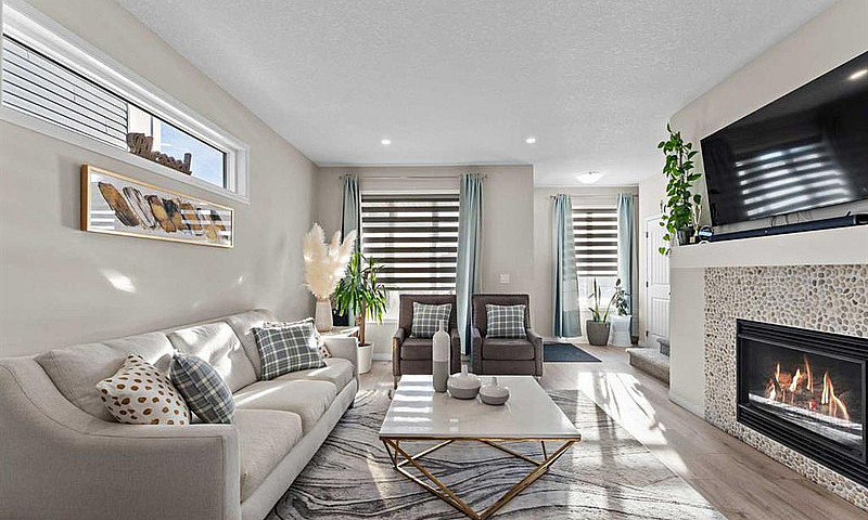 Bright & Modern 4-Be...