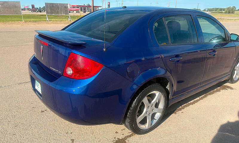 2006 Pontiac Pursuit...