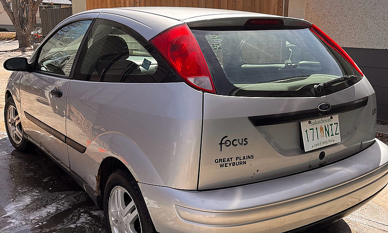 2000 Ford Focus Zx3...