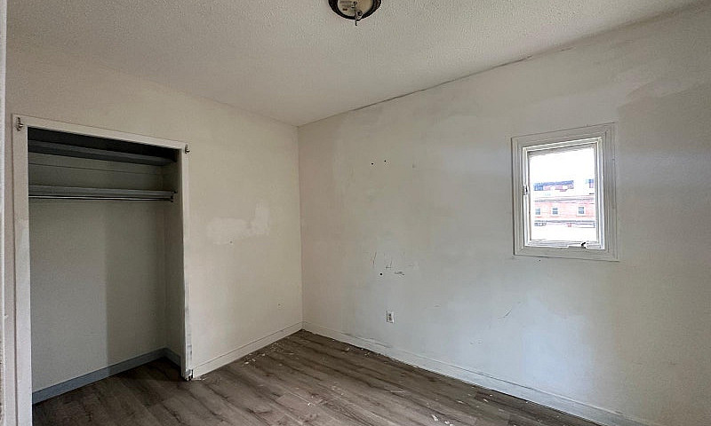 House For Rent ...