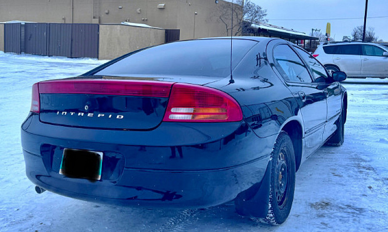 2001 Chrysler Intrep...