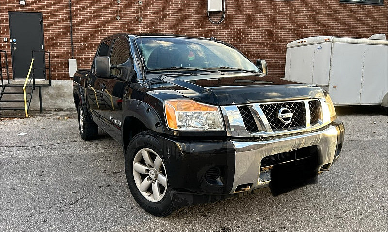 2013 Nissan Titan 4X...