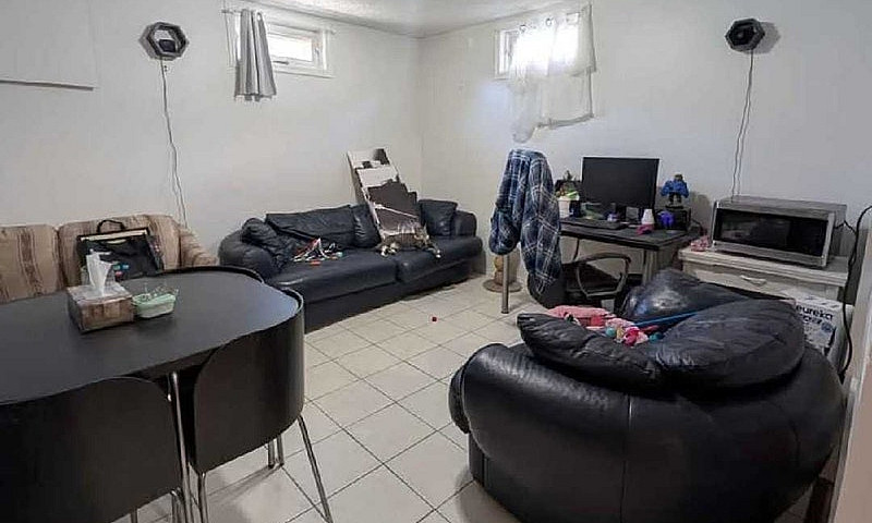 2Bedroom 1Bath Room...