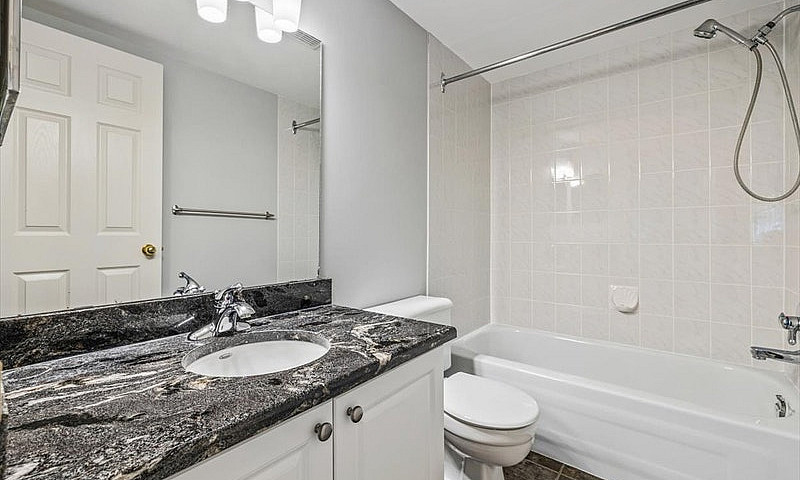 Garneau 2 Bed 2 Bath...