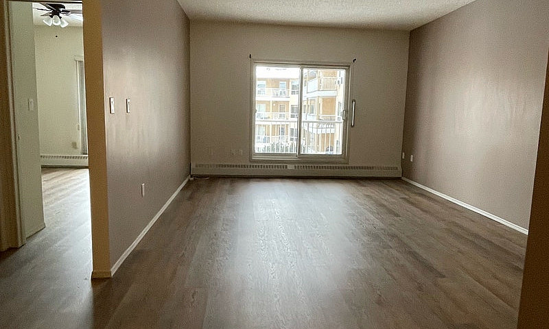 2 Bed 2 Bath Condo...