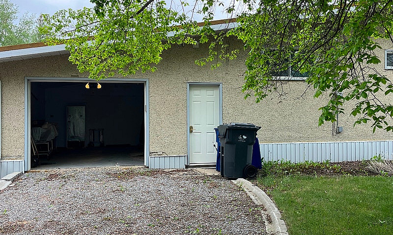 Home Converted To Bu...