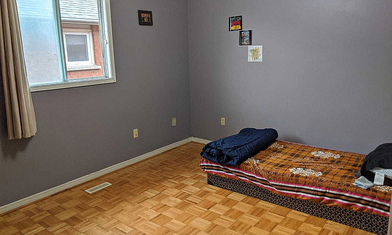 1 Bedroom For Rent B...