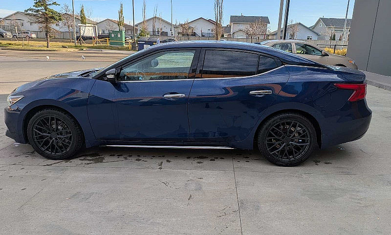 Nissan Maxima Sr...
