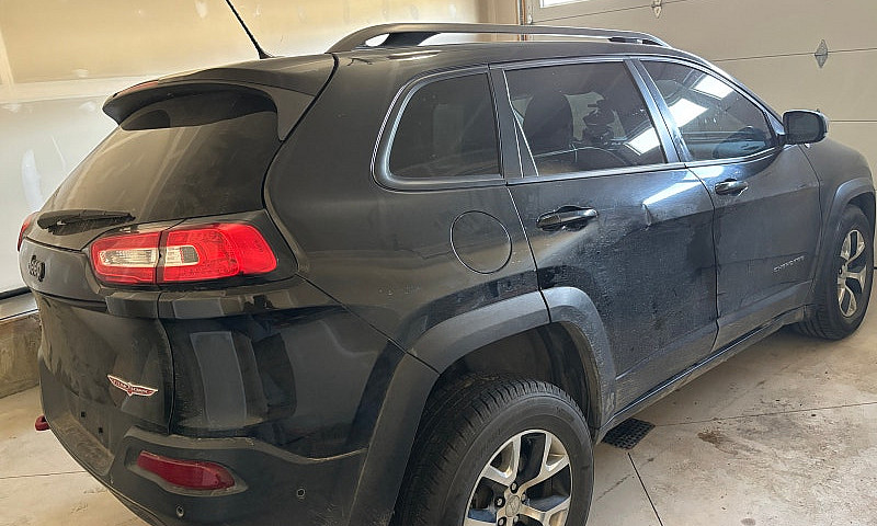 Jeep Cherokee Trailh...
