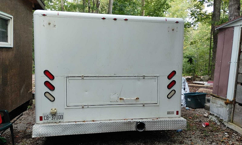 2010 Gmc Savannah 35...