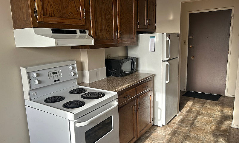 Top Floor 2 Bed Apar...