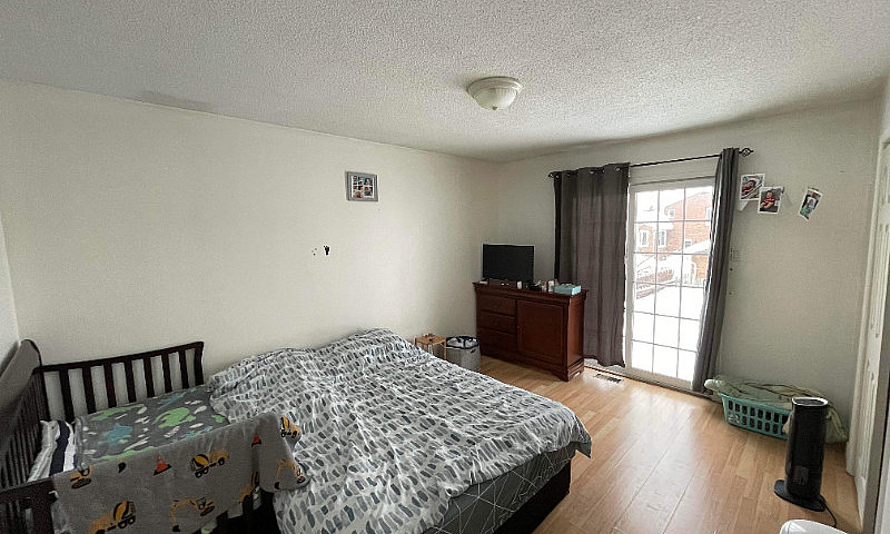 110 Woodcrest Drive,...
