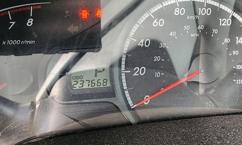2011 Toyota Sienna L...