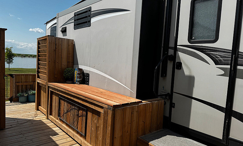 King Arthur Rv Resor...