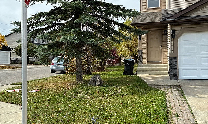 House For Sale ...