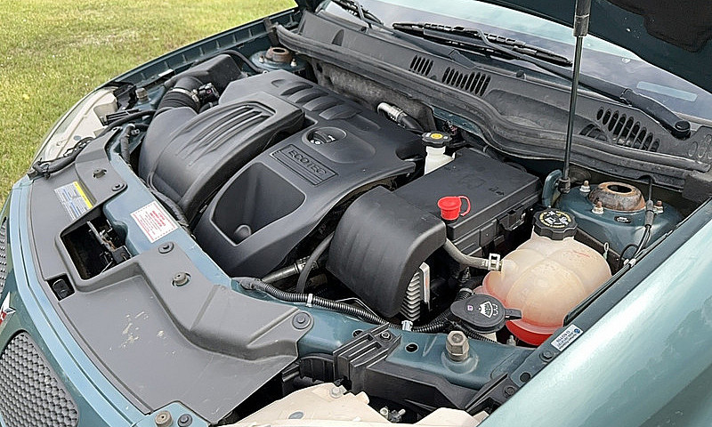 2009 Pontiac G5- Lad...