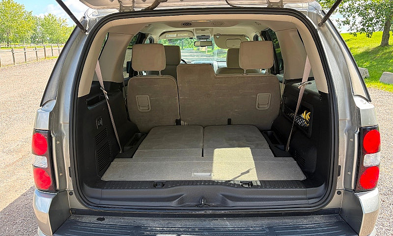 2008 Ford Explorer X...