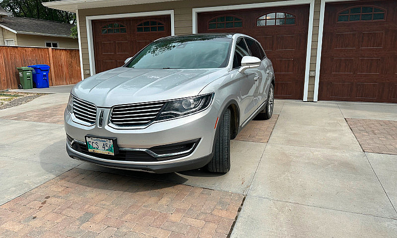 2016 Lincoln Mkx Res...