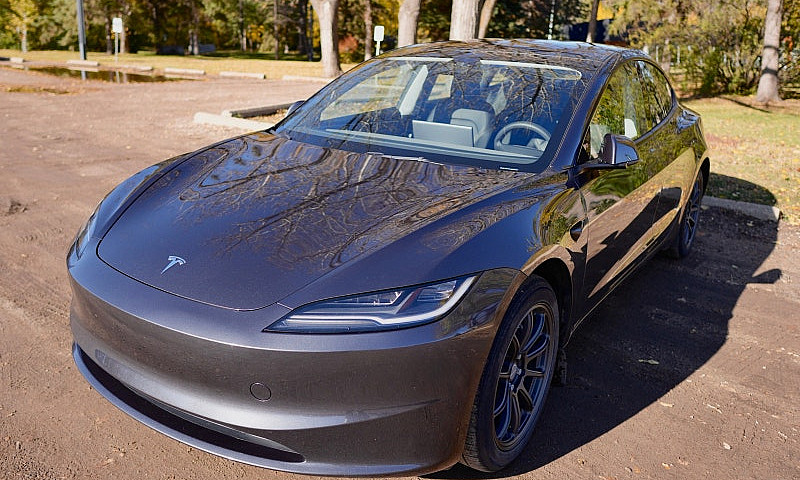 2024 Tesla Model 3 +...