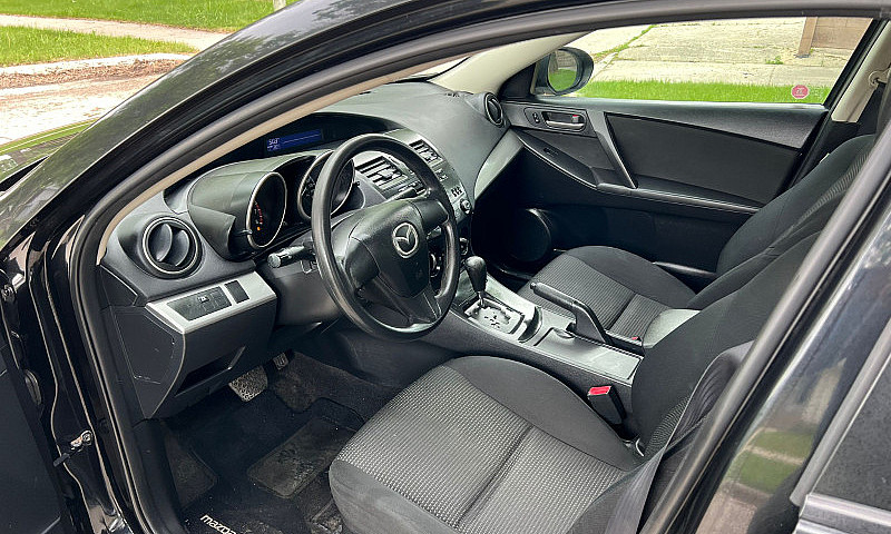 Mazda 3 2012...