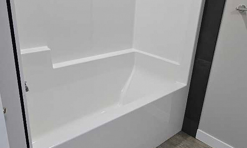 1 Month Free Rent To...