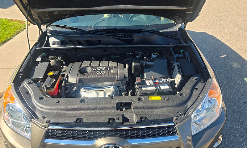 2009 Toyota Rav4 Awd...