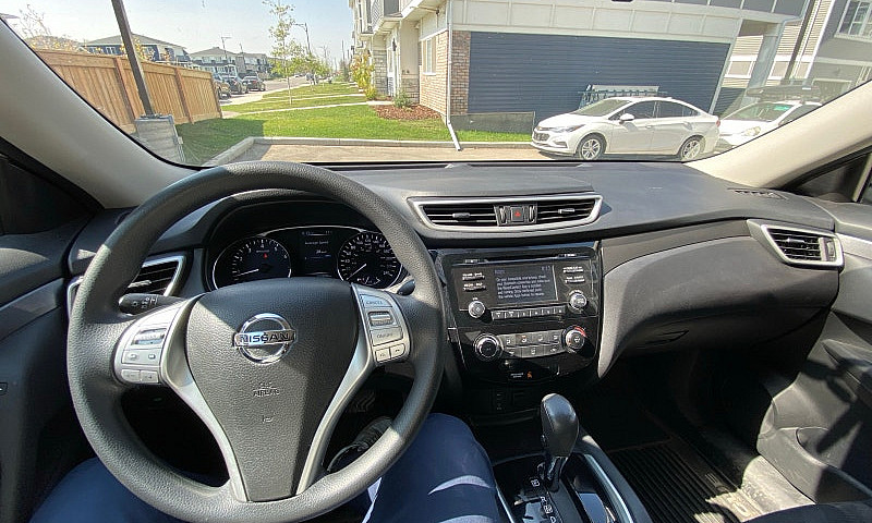 Nissan Rogue 2016 Aw...