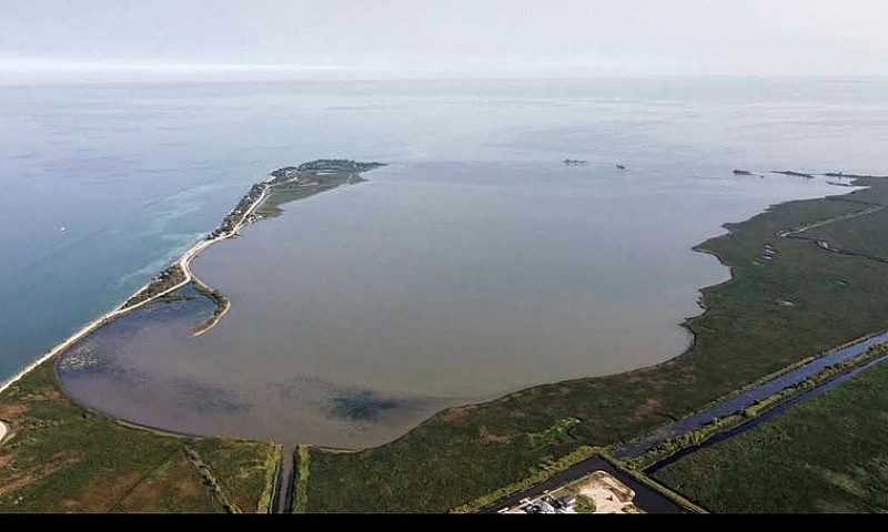 Gimli Cottage Canal ...