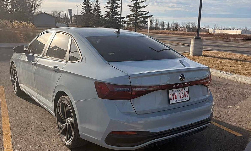 2025 Volkswagen Jett...