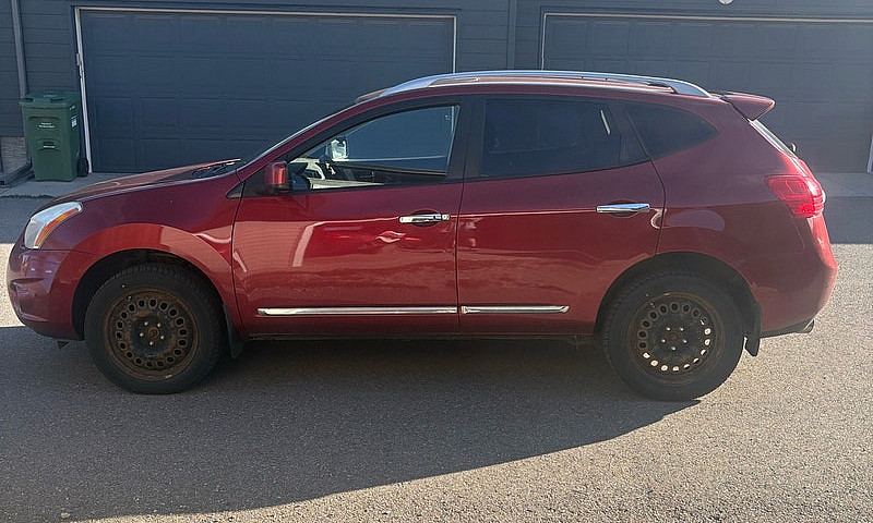 2012 Nissan Rogue...
