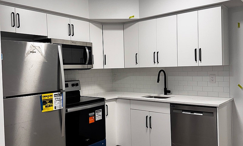 New 2 Bedroom Baseme...