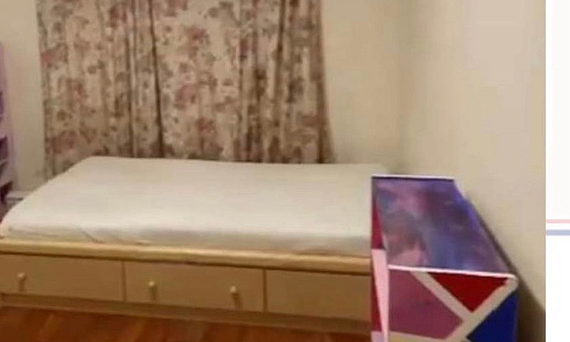 Private Furnished Ro...