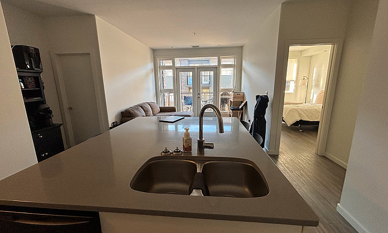 2 Bed 2 Bath Apartme...