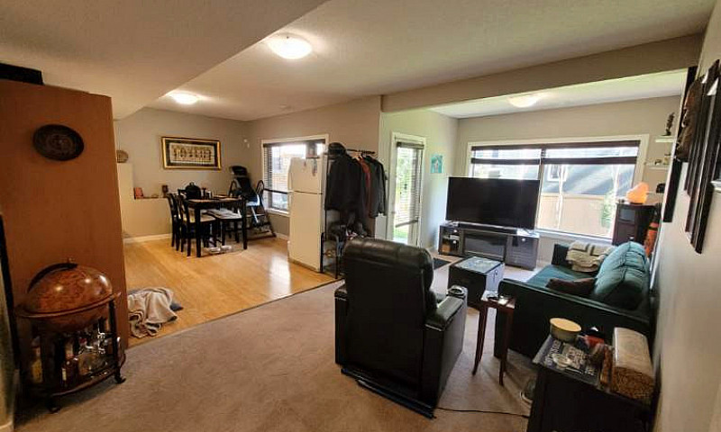 Beautiful 2 Bedroom ...