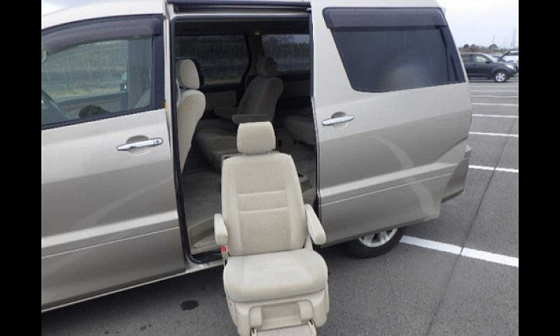 Toyota Alphard...