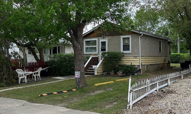 House/Lot For Sale...