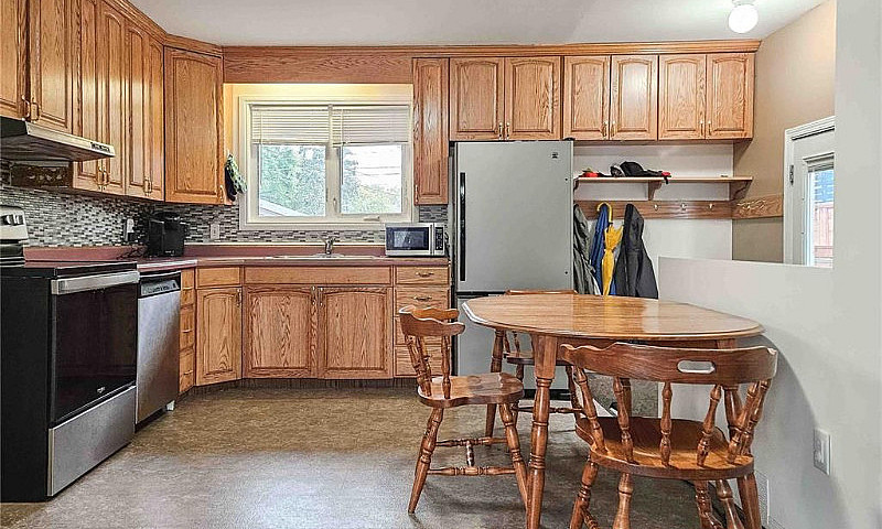 5 Bedroom Home, Perf...